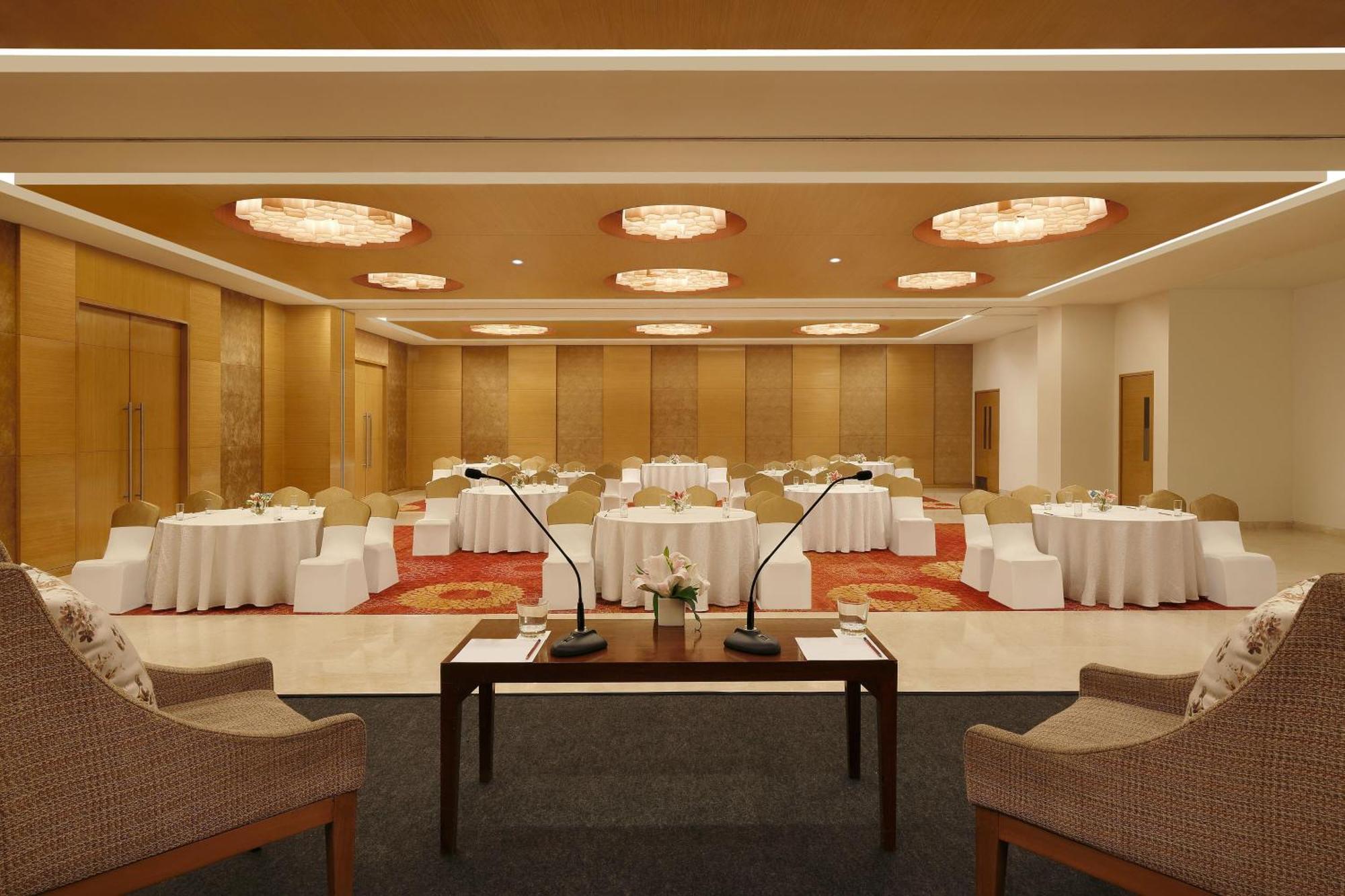 Four Points By Sheraton Hotel And Serviced Apartments Πούνε Εξωτερικό φωτογραφία