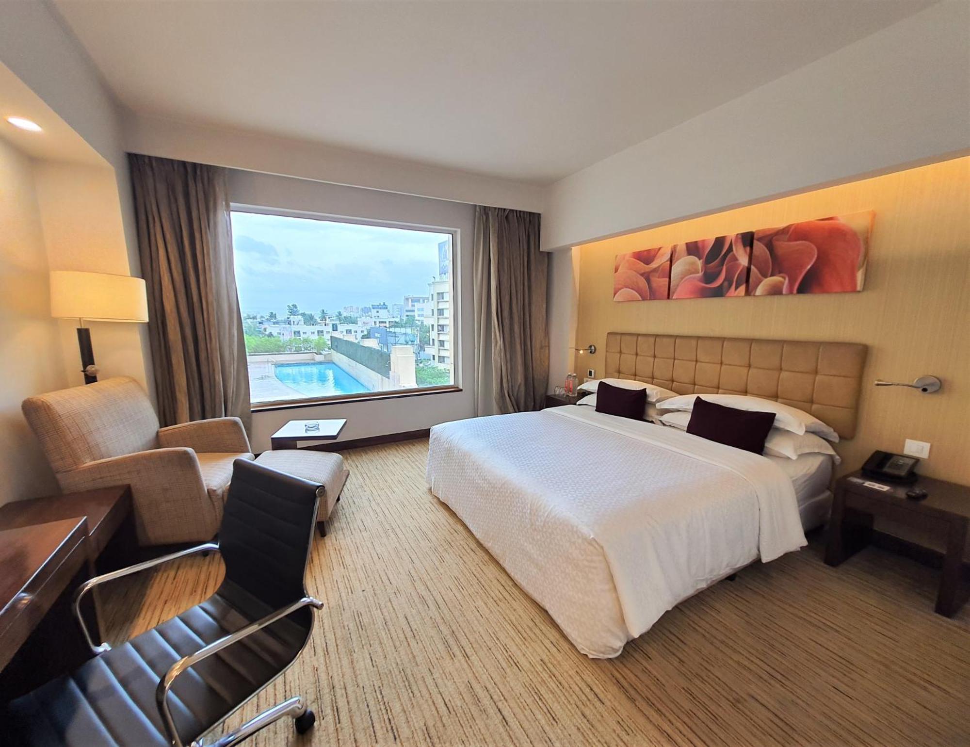 Four Points By Sheraton Hotel And Serviced Apartments Πούνε Εξωτερικό φωτογραφία